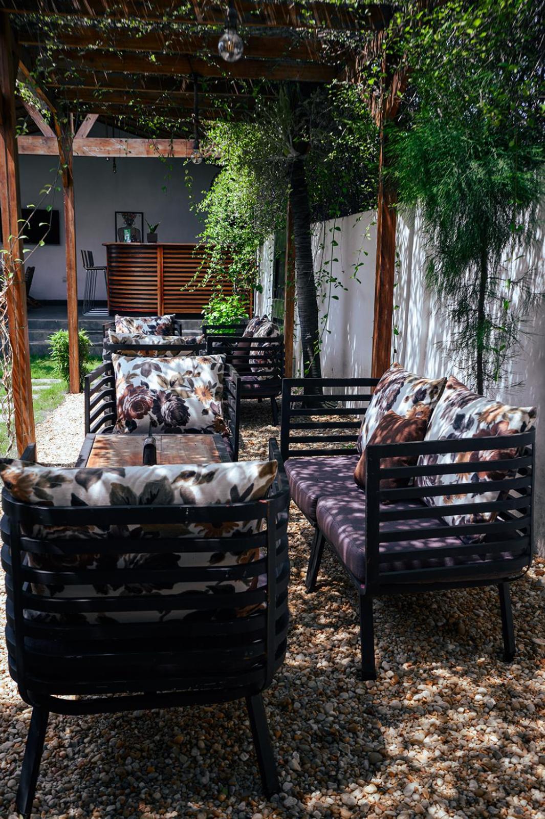 Ahome Guest House & Lounge Lomé Exterior photo